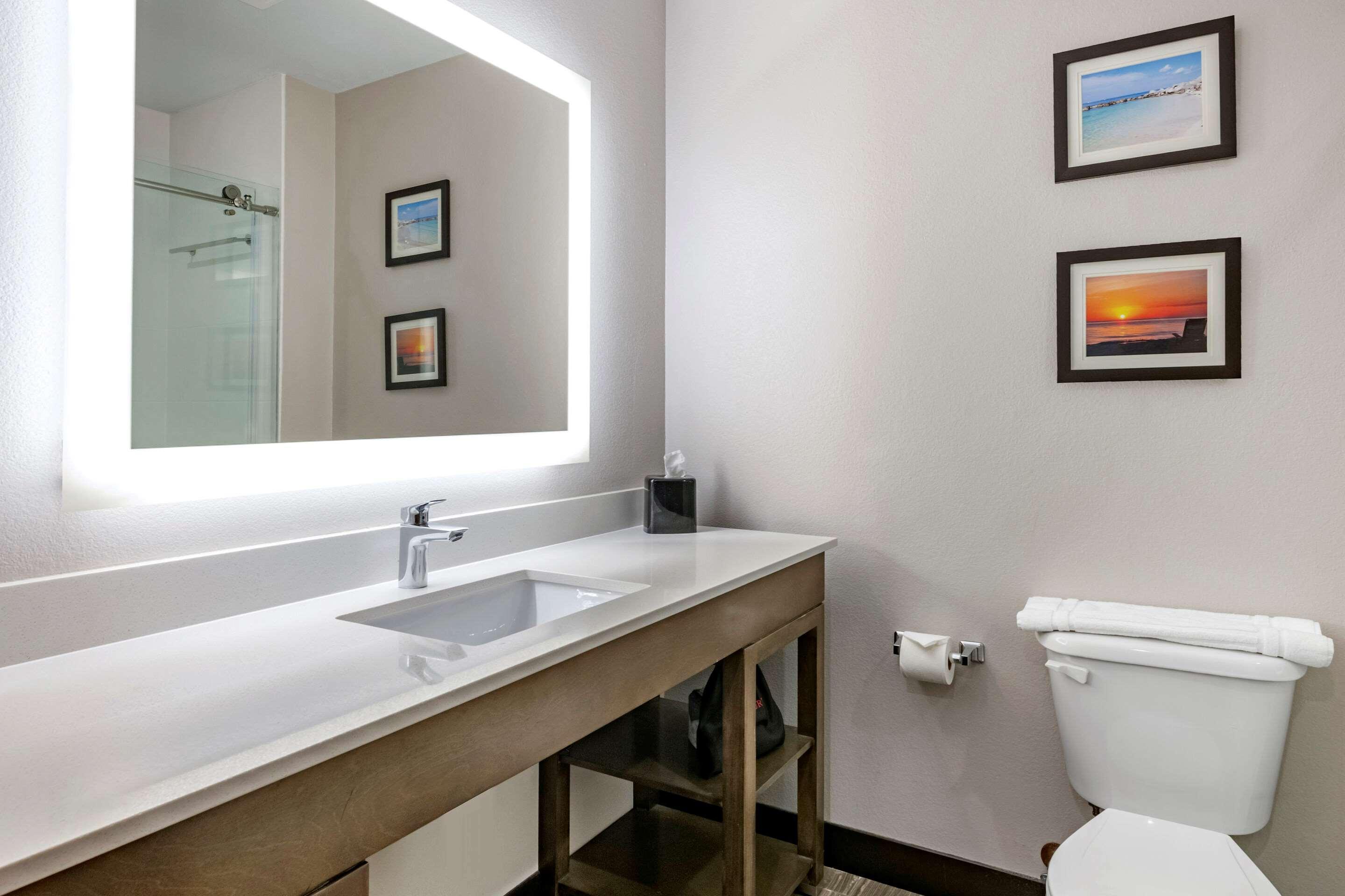 Comfort Suites Fort Lauderdale Airport & Cruise Port Dania Beach Dış mekan fotoğraf