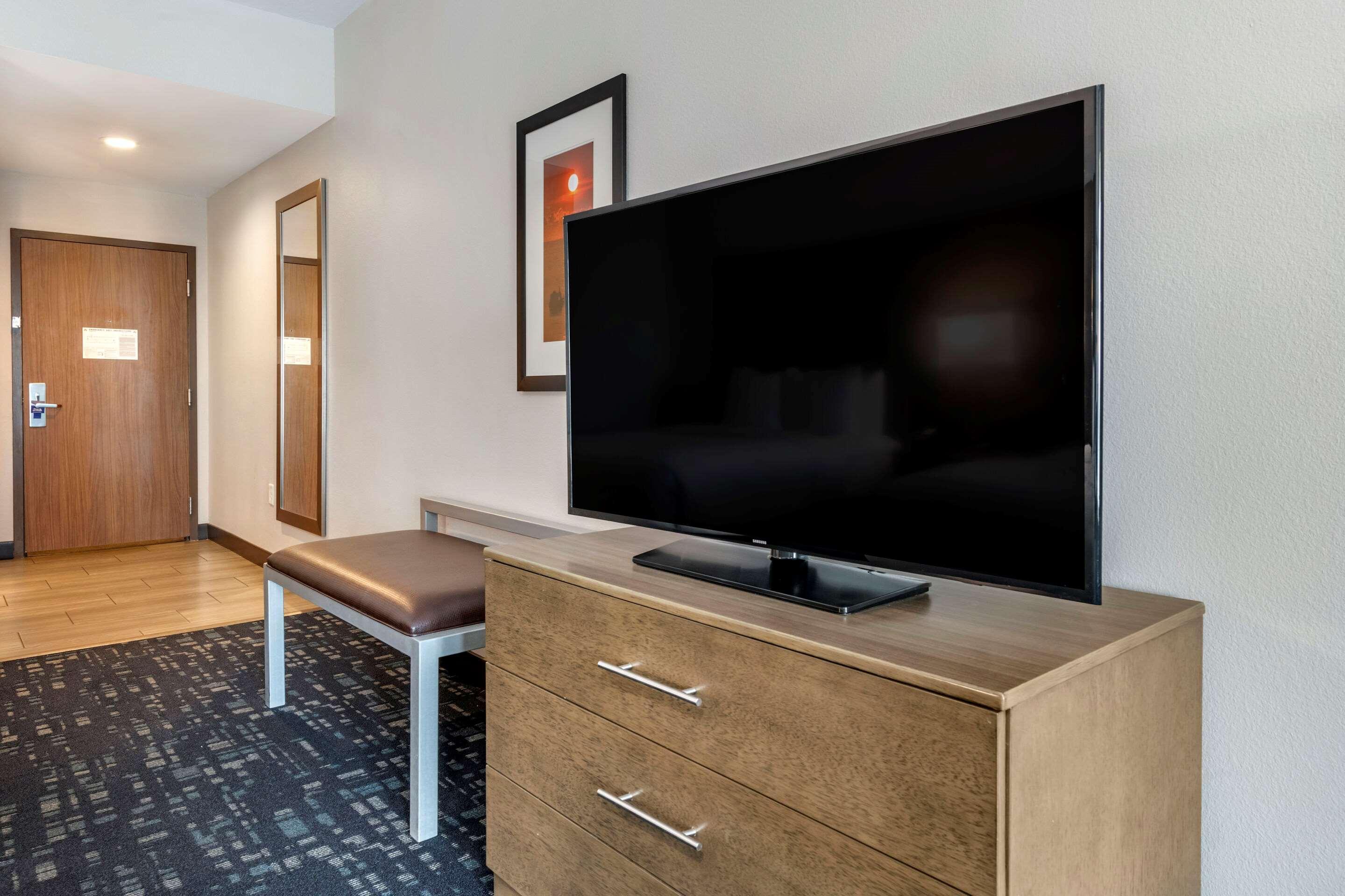Comfort Suites Fort Lauderdale Airport & Cruise Port Dania Beach Dış mekan fotoğraf