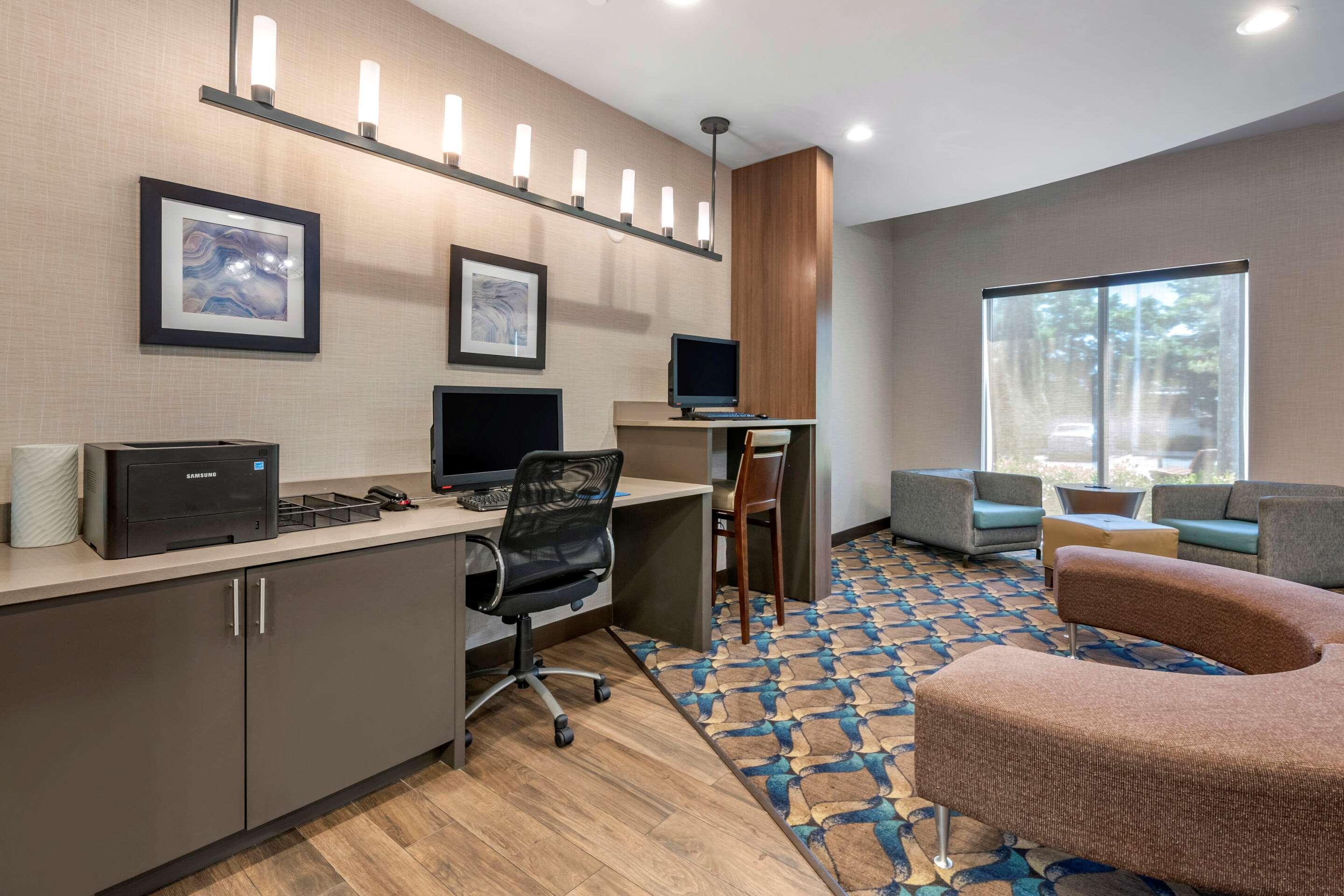 Comfort Suites Fort Lauderdale Airport & Cruise Port Dania Beach Dış mekan fotoğraf