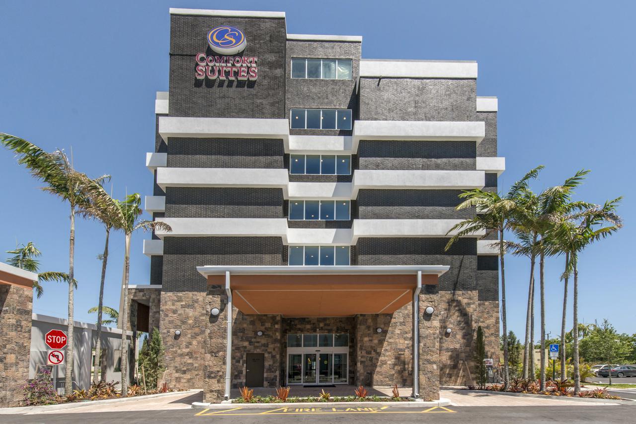 Comfort Suites Fort Lauderdale Airport & Cruise Port Dania Beach Dış mekan fotoğraf